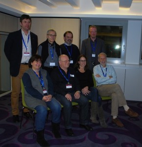 Los miembros de la nueva junta directiva de ENAJ